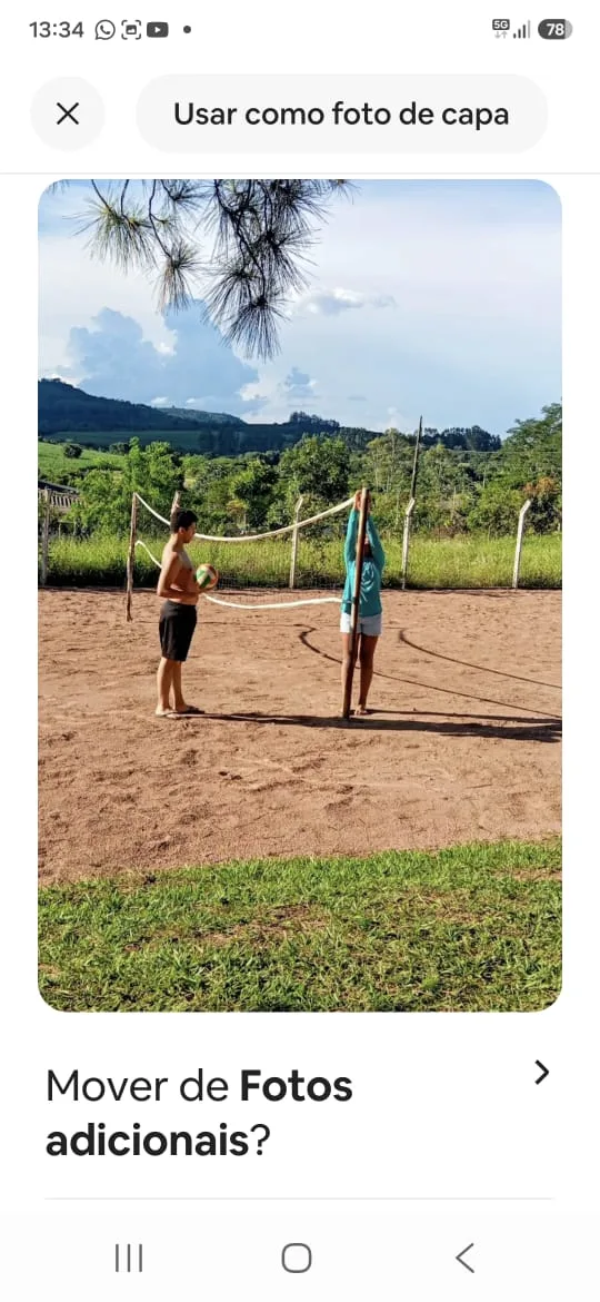 Quadra de vôlei de areia para lazer em família no Refúgio Mineiro